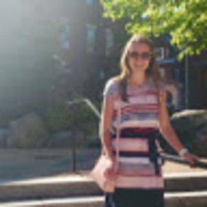 Meet your Posher, Caroline